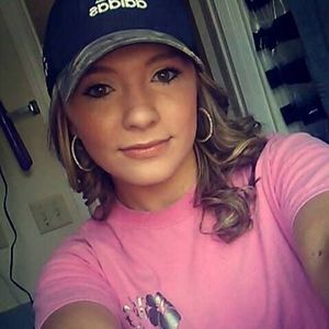 Meet your Posher, Tara